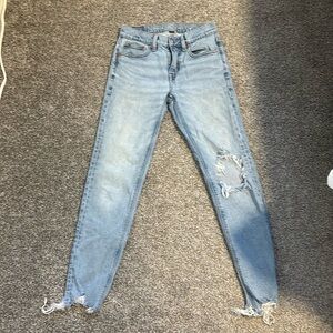 American Eagle 90s skinny mom jeans